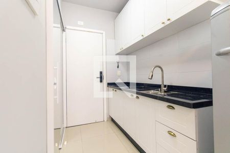 Cozinha de kitnet/studio para alugar com 1 quarto, 20m² em Portão, Curitiba
