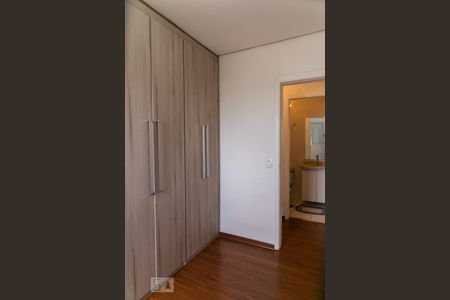 Apartamento para alugar com 87m², 2 quartos e 2 vagasQuarto