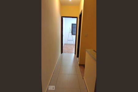 Casa à venda com 126m², 2 quartos e 1 vagaCorredor