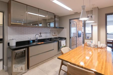 Apartamento para alugar com 173m², 4 quartos e 3 vagasCozinha