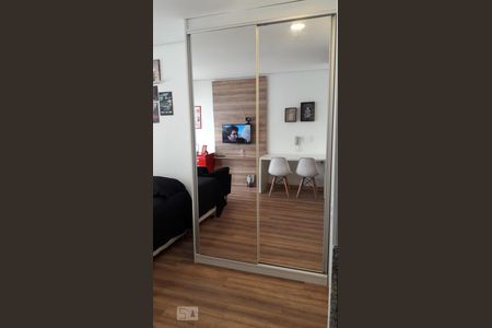 Studio à venda com 32m², 1 quarto e sem vagaArmário do Quarto
