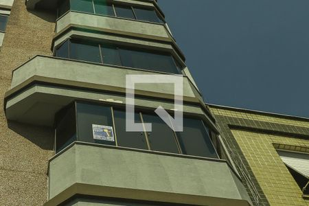 Apartamento para alugar com 105m², 3 quartos e 1 vaga Apartamento para alugar com 105m², 3 quartos e 1 vagaFachada - Placa