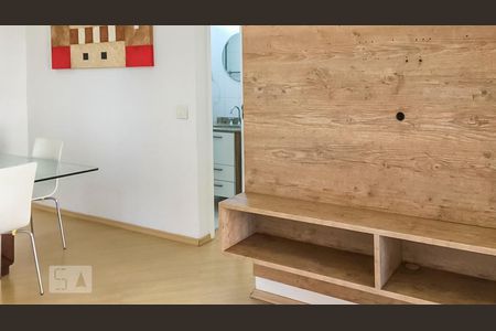 Sala de apartamento para alugar com 3 quartos, 75m² em Campestre, Santo André