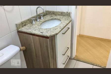 Banheiro 1 de apartamento para alugar com 3 quartos, 75m² em Campestre, Santo André