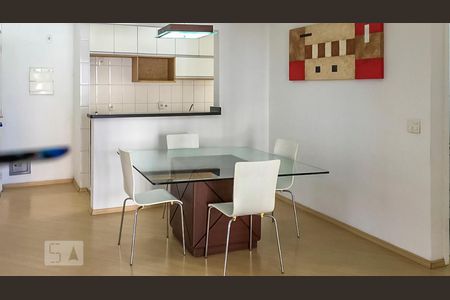 Sala de apartamento para alugar com 3 quartos, 75m² em Campestre, Santo André