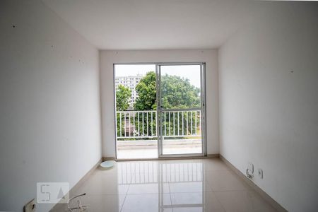 Sala de apartamento para alugar com 2 quartos, 92m² em Cascadura, Rio de Janeiro