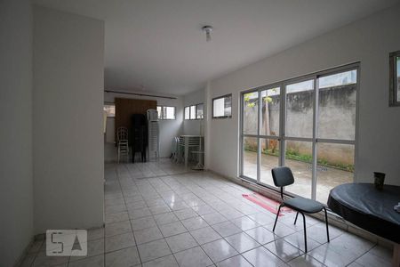 Apartamento para alugar com 92m², 2 quartos e 1 vagaÁrea comum - Salão de festas