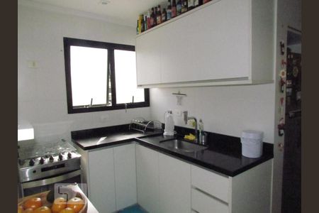 Apartamento à venda com 94m², 3 quartos e 2 vagas Apartamento à venda com 94m², 3 quartos e 2 vagasCozinha