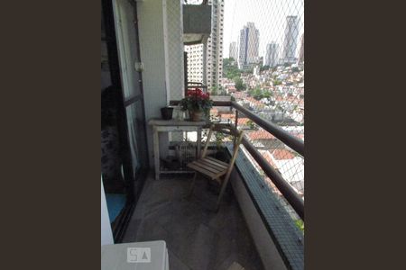 Apartamento à venda com 94m², 3 quartos e 2 vagas Apartamento à venda com 94m², 3 quartos e 2 vagasVaranda