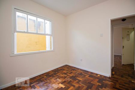 Quarto de apartamento para alugar com 1 quarto, 36m² em Navegantes, Porto Alegre