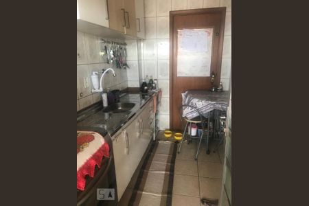 Apartamento à venda com 97m², 2 quartos e sem vaga Apartamento à venda com 97m², 2 quartos e sem vagaCozinha