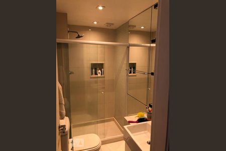 Apartamento à venda com 60m², 2 quartos e 1 vagaBanheiro 1