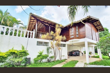 Casa de condomínio para alugar com 480m², 3 quartos e 4 vagasPiso Inferior / Garagem