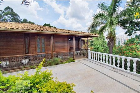 Entrada de casa de condomínio para alugar com 3 quartos, 480m² em Vale do Sereno, Nova Lima