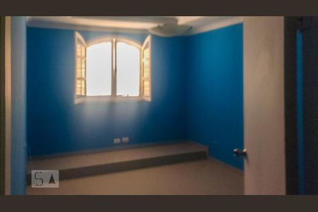 Casa à venda com 230m², 4 quartos e 2 vagas Casa à venda com 230m², 4 quartos e 2 vagasQuarto 3