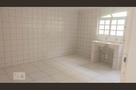 Área de Serviço  de casa à venda com 4 quartos, 230m² em Parque Marajoara, Santo André