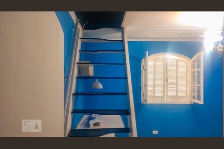 Casa à venda com 230m², 4 quartos e 2 vagas Casa à venda com 230m², 4 quartos e 2 vagasQuarto 4