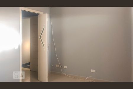 Casa à venda com 230m², 4 quartos e 2 vagas Casa à venda com 230m², 4 quartos e 2 vagasQuarto 2