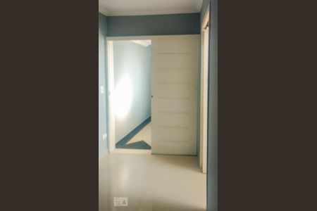 Casa à venda com 230m², 4 quartos e 2 vagas Casa à venda com 230m², 4 quartos e 2 vagasDetalhe das Portas