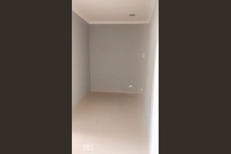 Casa à venda com 230m², 4 quartos e 2 vagas Casa à venda com 230m², 4 quartos e 2 vagasQuarto 2