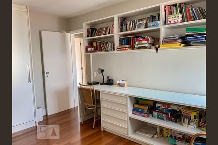 Quarto 03 de apartamento para alugar com 3 quartos, 120m² em Perdizes, São Paulo
