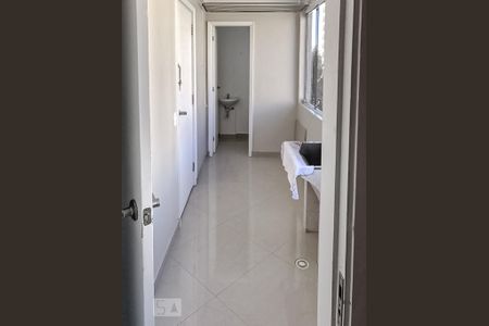 Apartamento à venda com 168m², 3 quartos e 2 vagas Apartamento à venda com 168m², 3 quartos e 2 vagasÁrea de serviço