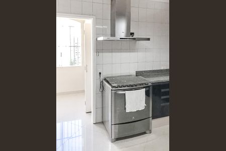 Apartamento à venda com 168m², 3 quartos e 2 vagas Apartamento à venda com 168m², 3 quartos e 2 vagasCozinha