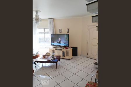 Sala de casa à venda com 4 quartos, 250m² em Vila Prudente, São Paulo