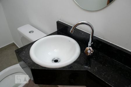 LAVABO de casa para alugar com 3 quartos, 136m² em Vila Primavera, São Paulo