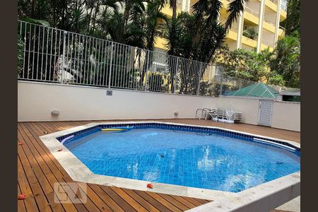 Apartamento à venda com 41m², 1 quarto e 1 vagaPiscina