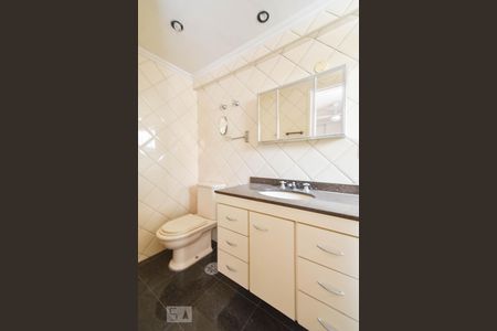 Suíte 1 - Banheiro de apartamento para alugar com 2 quartos, 87m² em Vila Madalena, São Paulo