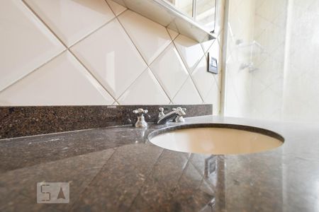 Suíte 1 - Banheiro de apartamento para alugar com 2 quartos, 87m² em Vila Madalena, São Paulo