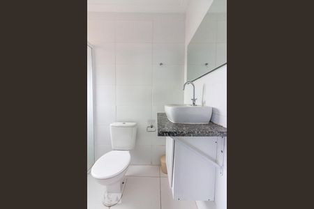 Banheiro de apartamento para alugar com 1 quarto, 18m² em Jardim Bonfiglioli, São Paulo