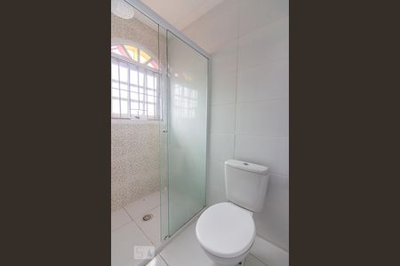 Banheiro de apartamento para alugar com 1 quarto, 18m² em Jardim Bonfiglioli, São Paulo