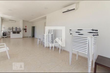 Apartamento à venda com 79m², 3 quartos e 2 vagasÁrea comum - Salão de festas