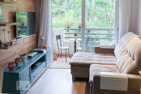 Sala de apartamento para alugar com 3 quartos, 77m² em Vila Sofia, São Paulo