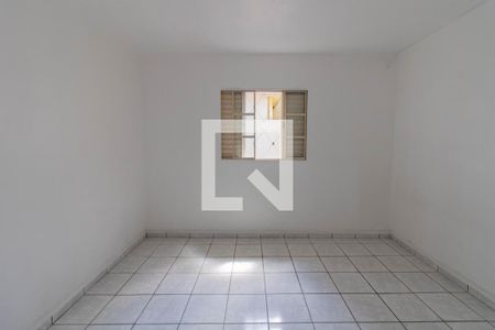 Quarto de casa para alugar com 1 quarto, 40m² em Vila Capitão Rabelo, Guarulhos