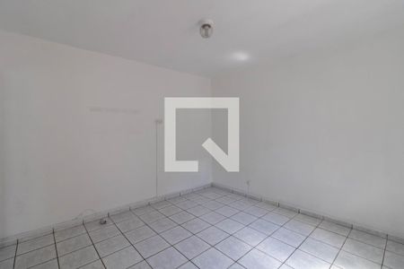 Quarto de casa para alugar com 1 quarto, 40m² em Vila Capitão Rabelo, Guarulhos