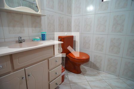 Casa à venda com 144m², 4 quartos e 4 vagasBanheiro 2