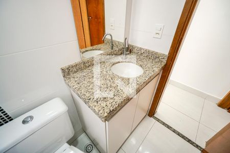 Banheiro de apartamento para alugar com 1 quarto, 38m² em Chácara Califórnia, São Paulo