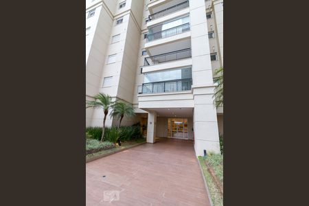 Apartamento para alugar com 100m², 3 quartos e 2 vagasEntrada do bloco