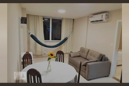 Sala de apartamento para alugar com 1 quarto, 50m² em Copacabana, Rio de Janeiro