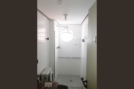 Banheiro de apartamento para alugar com 2 quartos, 70m² em Perdizes, São Paulo