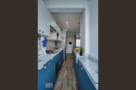 Cozinha e Área de Serviço de apartamento à venda com 2 quartos, 43m² em Barra Funda, São Paulo