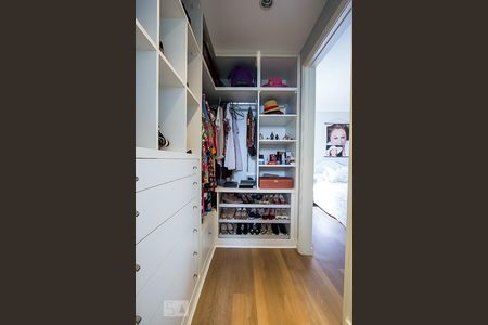 Apartamento para alugar com 340m², 3 quartos e 4 vagasCloset da suíte 3