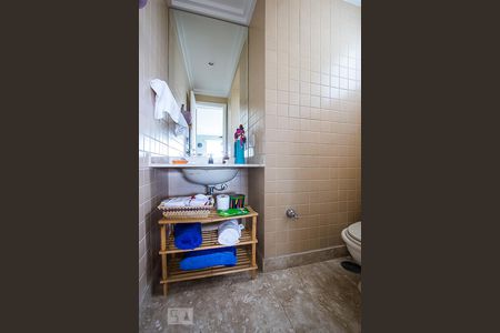 Apartamento para alugar com 340m², 3 quartos e 4 vagasBanheiro na cobertura