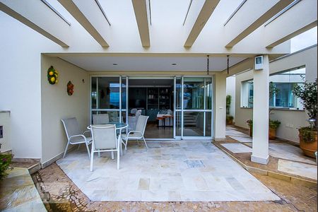 Apartamento para alugar com 340m², 3 quartos e 4 vagasCobertura