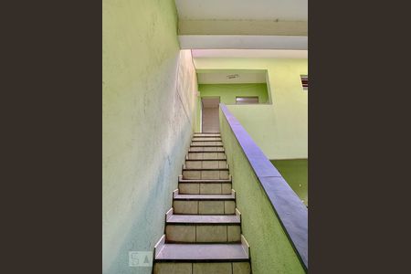 Apartamento para alugar com 57m², 1 quarto e sem vagaEscada de Acesso