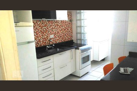 Cozinha de apartamento para alugar com 2 quartos, 60m² em Vila Campestre, São Paulo