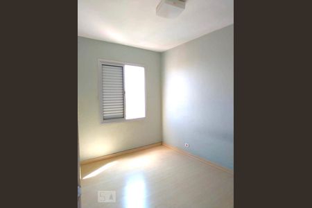 Quarto 1 de apartamento para alugar com 2 quartos, 60m² em Vila Campestre, São Paulo